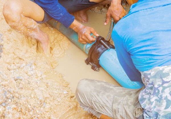 Cracked Plumbing Repair in Humble